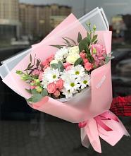 Букет цветов из:  Розы, Лизиантусы и Хризантемы в Белореченске